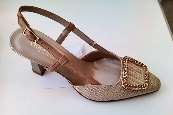 Chanel raffia tc 8