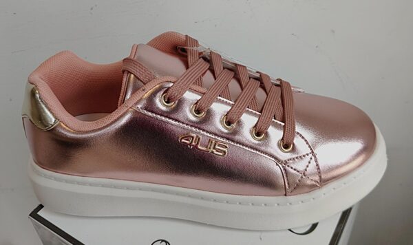 Sneakers laminato